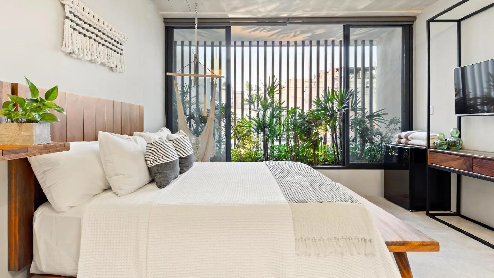 Ocean Boutique Condos Playa del Carmen